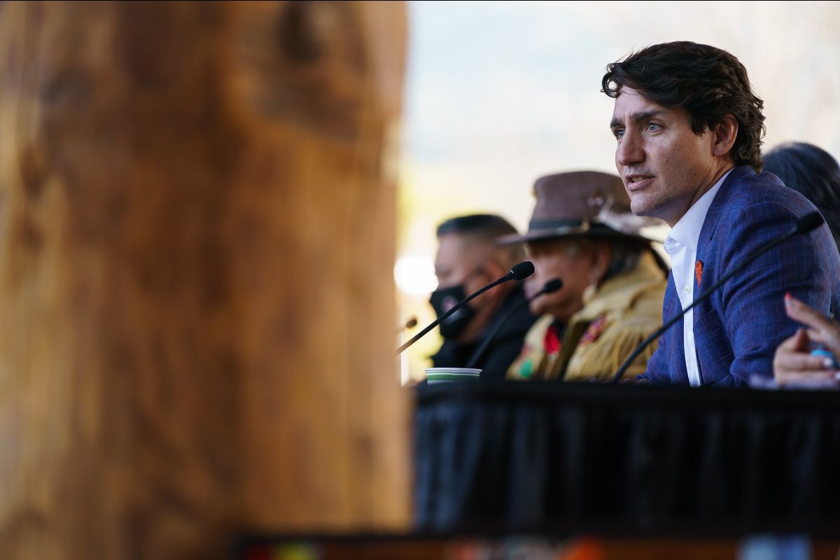 Canadian Prime Minister Justin Trudeau takes part in a public meeting to honor Le Estcwey at Tk'emlúps the Secwepemc on Oct. 18. (Photo: Justin Trudeau / Flickr)